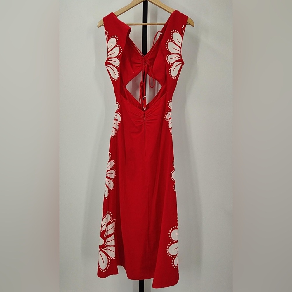 FARM Rio Red Midi Dress with White Floral Print - Picture 7 of 8